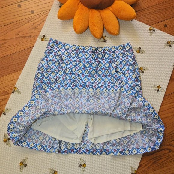 Lizzie Driver Blue Circle pattern Golf Skort Sz 4 - Picture 5 of 5